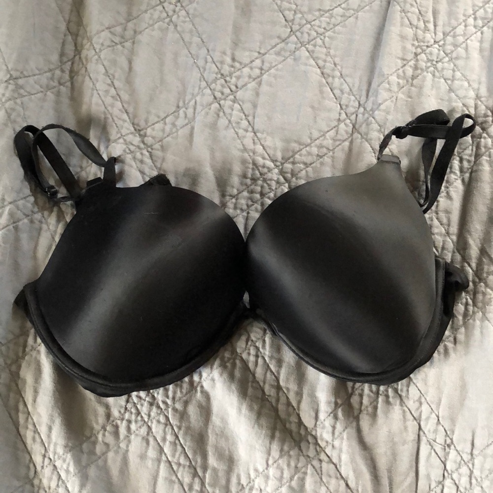Black VS plunge (with push-up/add cup size ) Bra